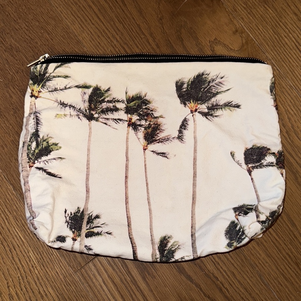 Samudra + Lady Slider Palm Tree White Cream Zip Clutch Bag Pouch